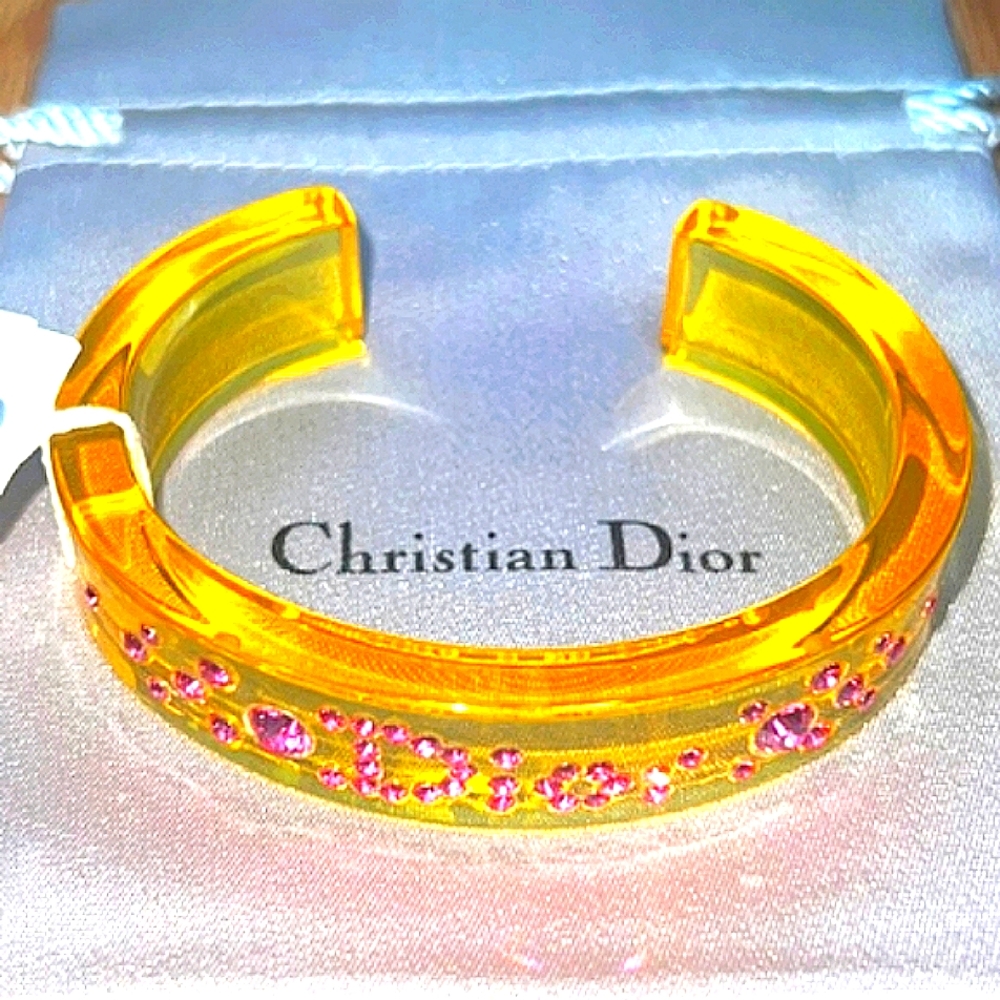 💛 Christian Dior Yellow Acrylic Cuff Bracelet w/Pink Rhinestones NWT! - Picture 2 of 15